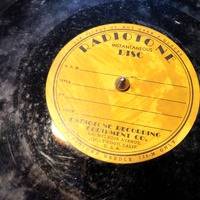 Victor Damon in Chicago - Joe Sanders at Blackhawk &amp; Henry King at Empire Room (04-11-1937 Bob Caldwell MC) by Radionic Powers